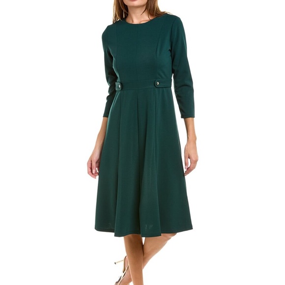 London Times Dresses & Skirts - London Times Petites Emerald Green Crew Neck 3/4 Long Sleeve A-Line Midi Dress 6